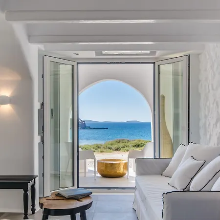 בית הארחה Cyano Naxos City