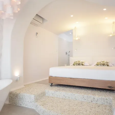 בית הארחה Cyano Naxos City