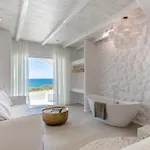 Cyano 4* Naxos City